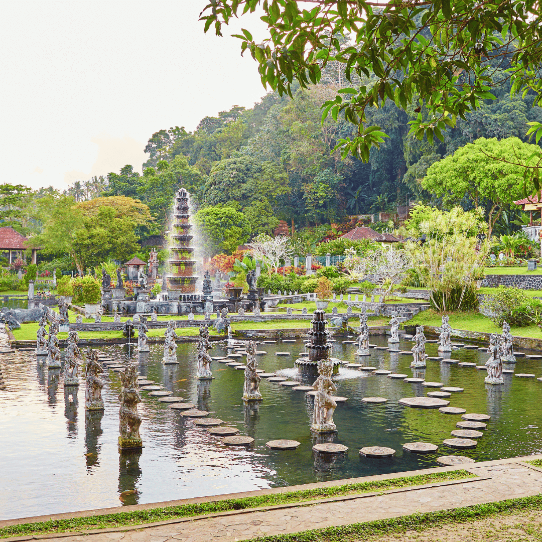 Lempuyang Gate, Tirta Gangaa (L)