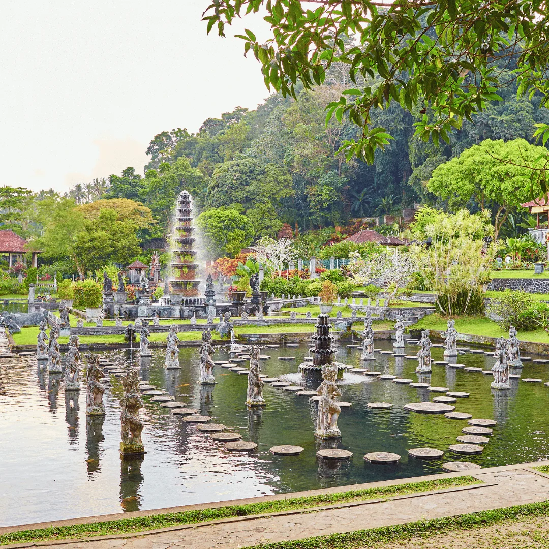 Lempuyang Gate, Tirta Gangaa (L)