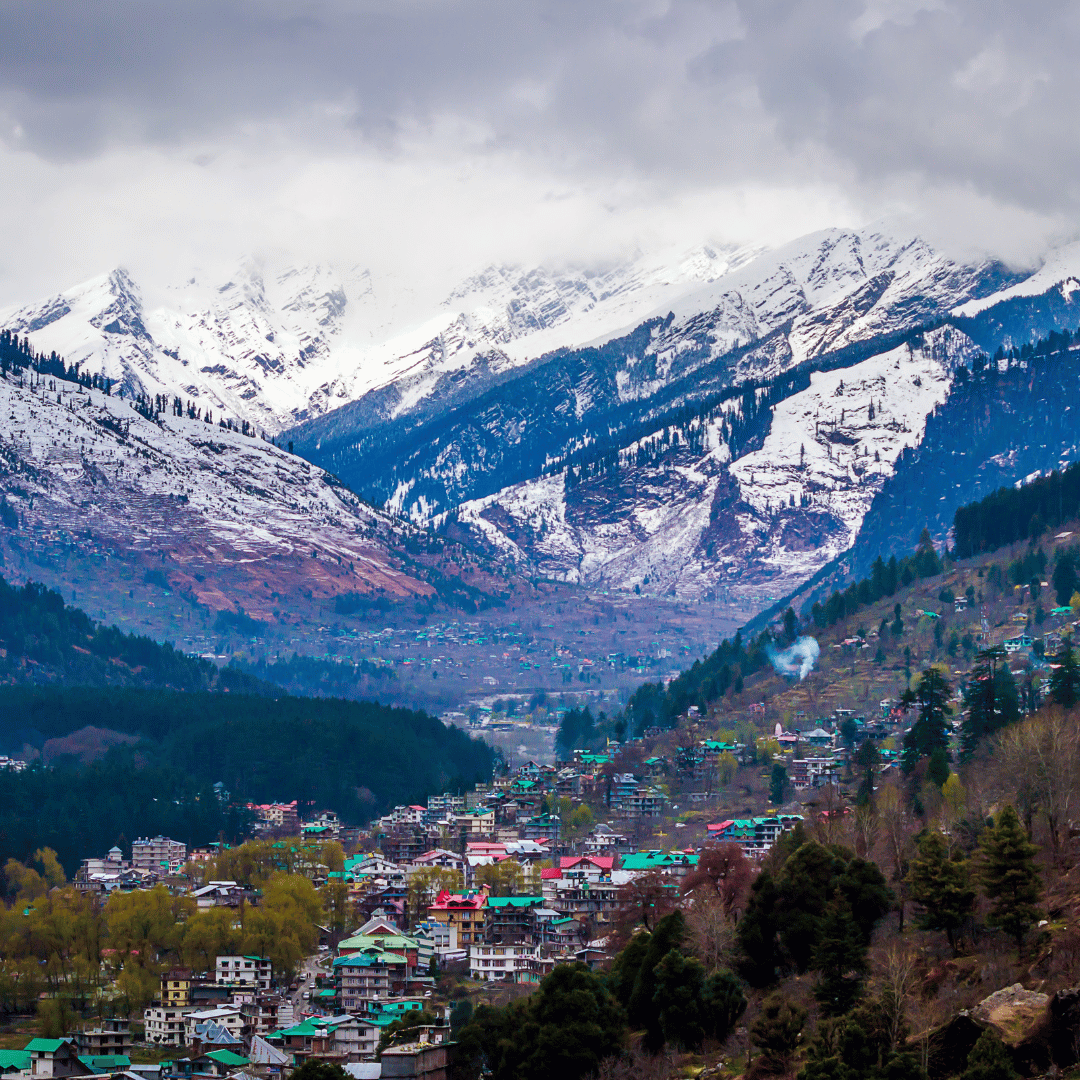 Delhi → Manali (Overnight Journey)