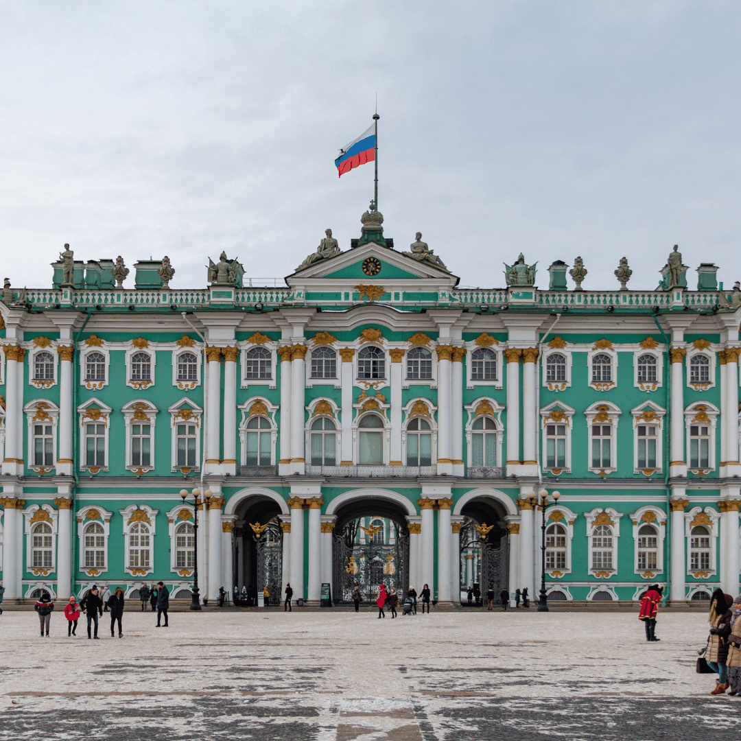 Sightseeing tour of St. Petersburg