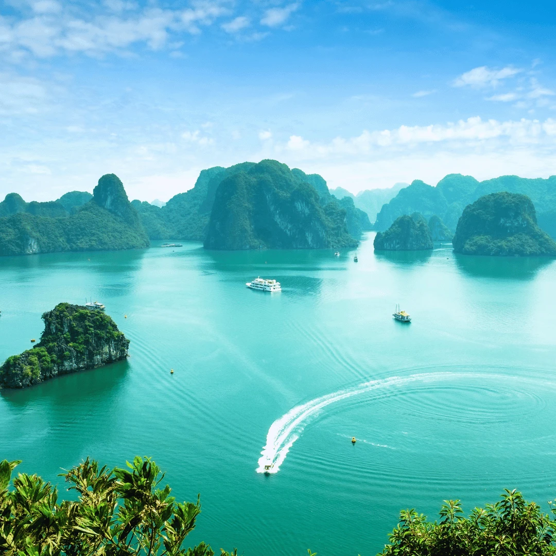 Hanoi – Halong bay day cruise trip