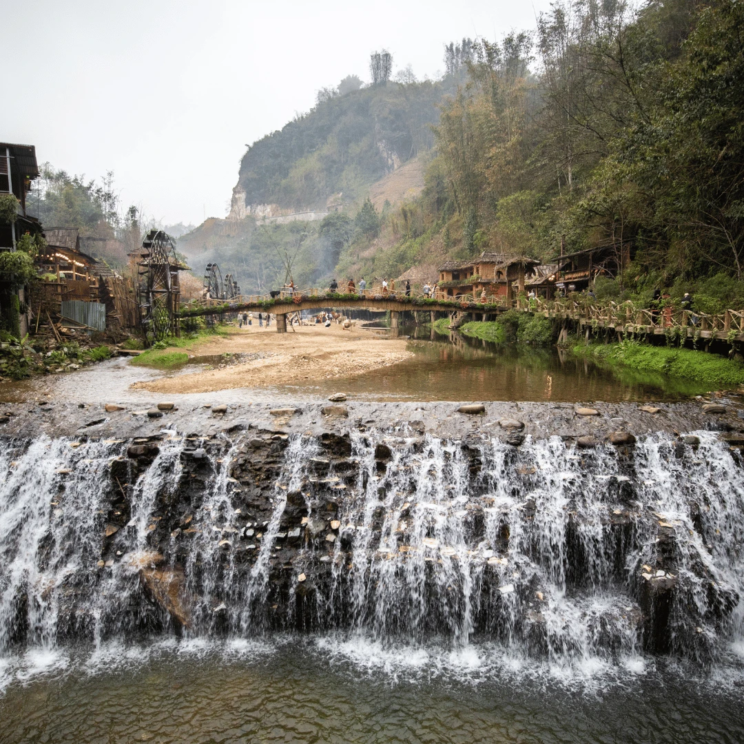 Cat Cat village, Sapa Church, Sapa Market - transfer back to Hanoi