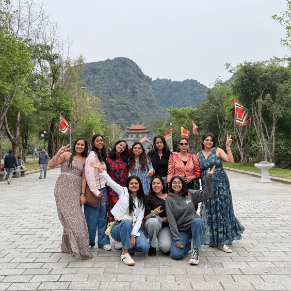 Vietnam with Sapa - Hanoi, Halong Bay, Sapa, Da Nang, BaNa Hills